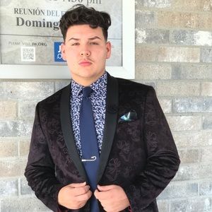 Meet your Posher, Anthony